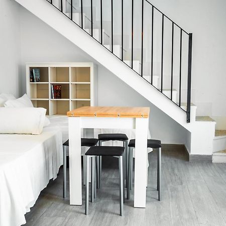 Escuela Village Marbella Ngoại thất bức ảnh